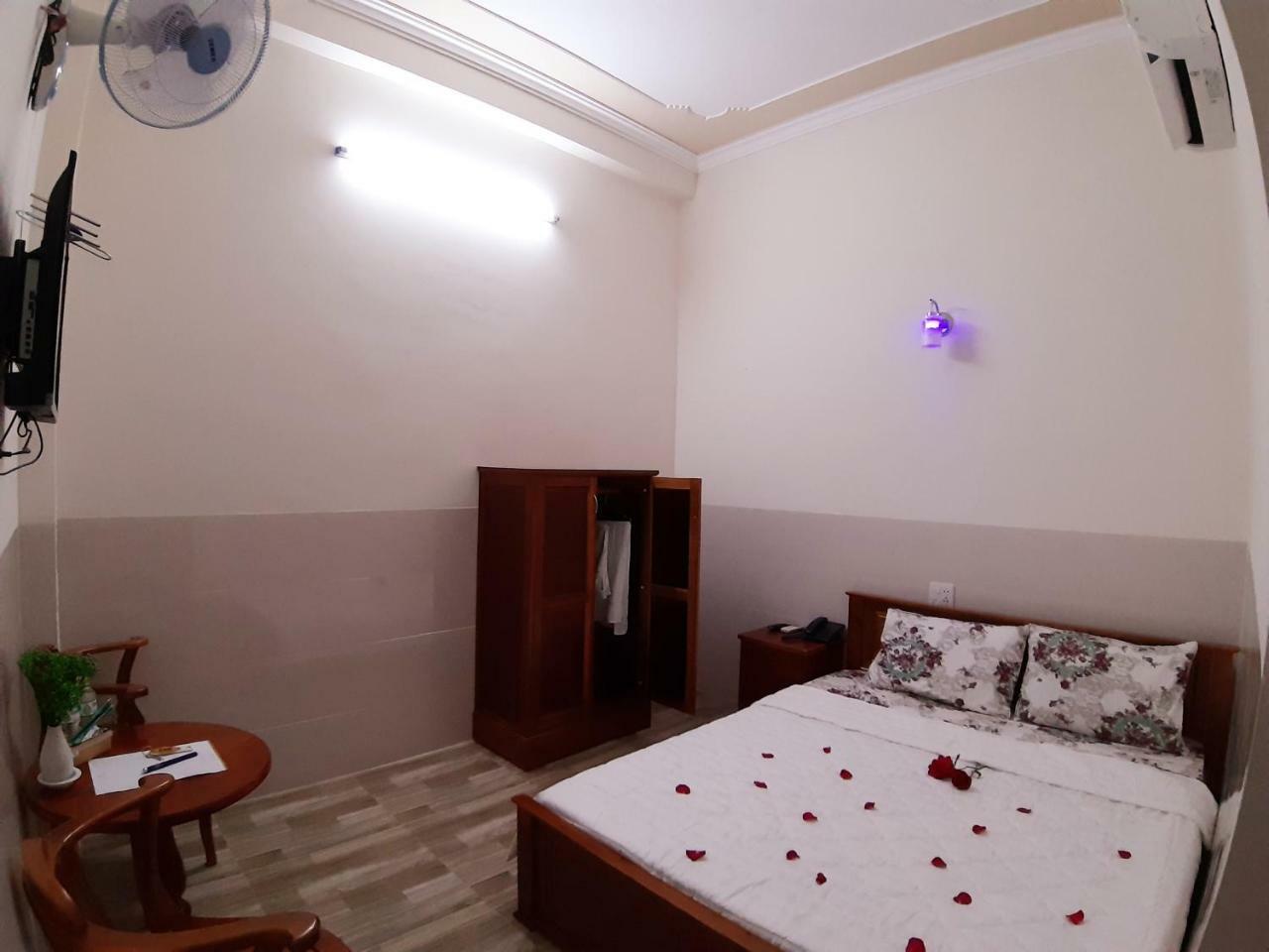 Hoang Yen Hostel Cần Thơ Zewnętrze zdjęcie